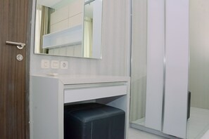 Room - Chic and Cozy 2BR Apartment at Pasar Baru Mansion (Jakarta)