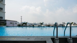 Hồ bơi