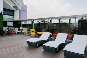 Kolam renang outdoor