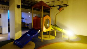 Children’s play area – indoor