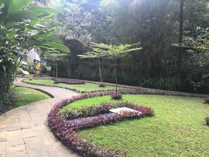 Exterior - Spacious 2BR Galeri Ciumbuleuit Apartment near Parahyangan University (Bandung)