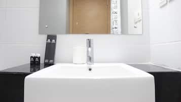 Rum | Badrum | Dusch och handdukar