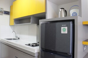 Chambre | Coin cuisine privé | Réfrigérateur, plaque de cuisson