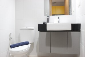 客房 | 浴室 | 淋浴設備、毛巾