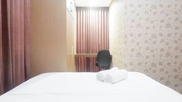 Room | 2 bedrooms, free WiFi, bed sheets