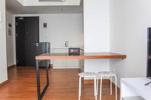 Chambre | Repas dans la chambre