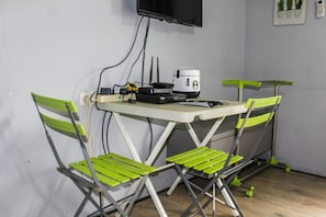 Room | In-room dining - Modern Furnished Studio Room @ The Modern Golf Apartment (Tangerang)