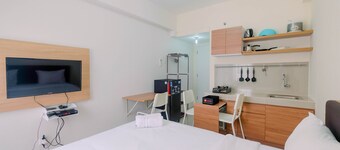 Homey Studio Apartment @ Bogorienze Resort