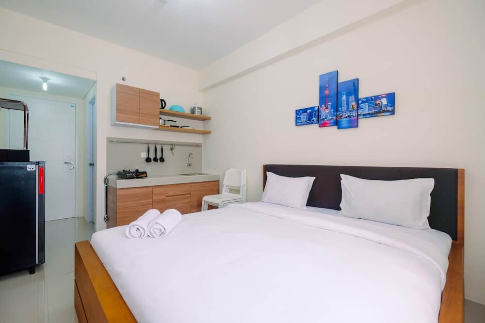 Homey Studio Apartment @ Bogorienze Resort