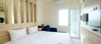 Elegant Studio Apartment @ Bogorienze Resort