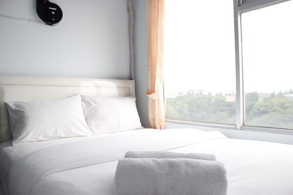 Quite 2br Apartment At The Jarrdin Cihampelas - Bandung