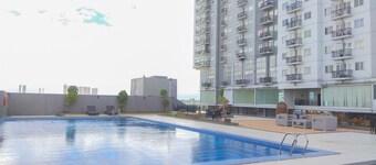 Minimalist Studio Park View Condominium Apartment near Mall