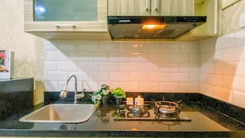 Chambre | Cuisine privée | Réfrigérateur, plaque de cuisson