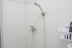 Camera | Bagno | Doccia, asciugamani
