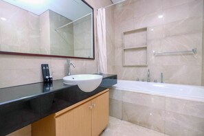 Zimmer | Badezimmer | Dusche, Handtücher