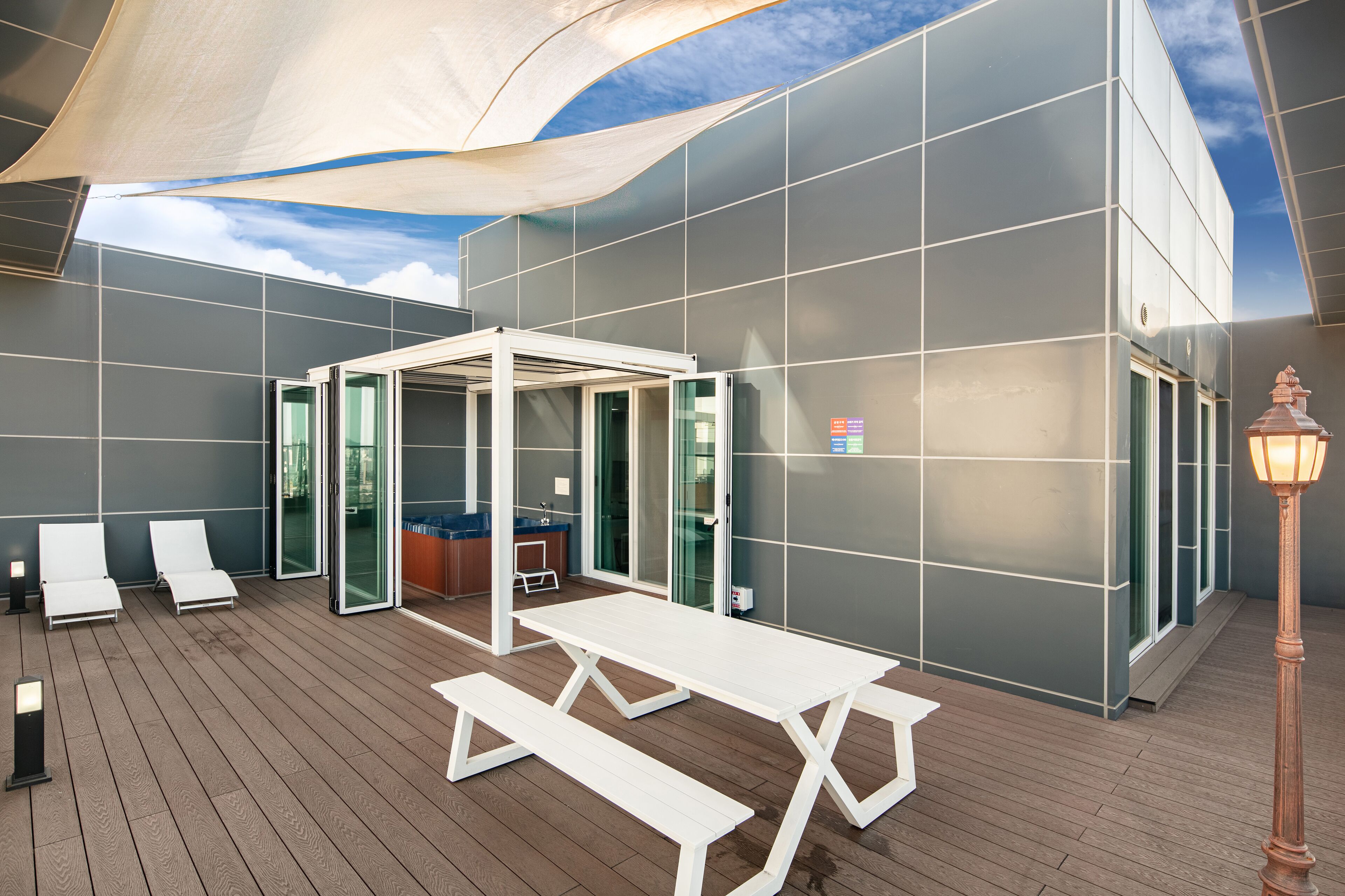 그랜드 펜트하우스, 테라스, 호수 전망 (넷플릭스 이용가능) | 테라스/파티오