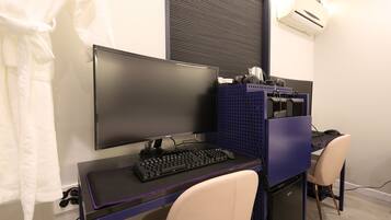 Business Double Room | Tech