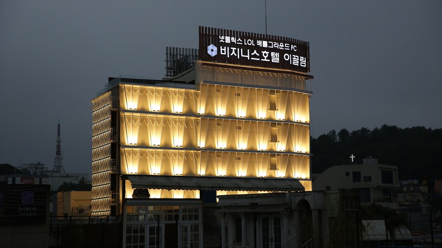 Ekklim Business Hotel