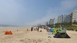 Beach nearby, white sand - Haha Pension (Boryeong)