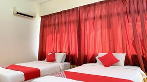 Unclassified image, 5 of 53, button - B Hotel (George Town)
