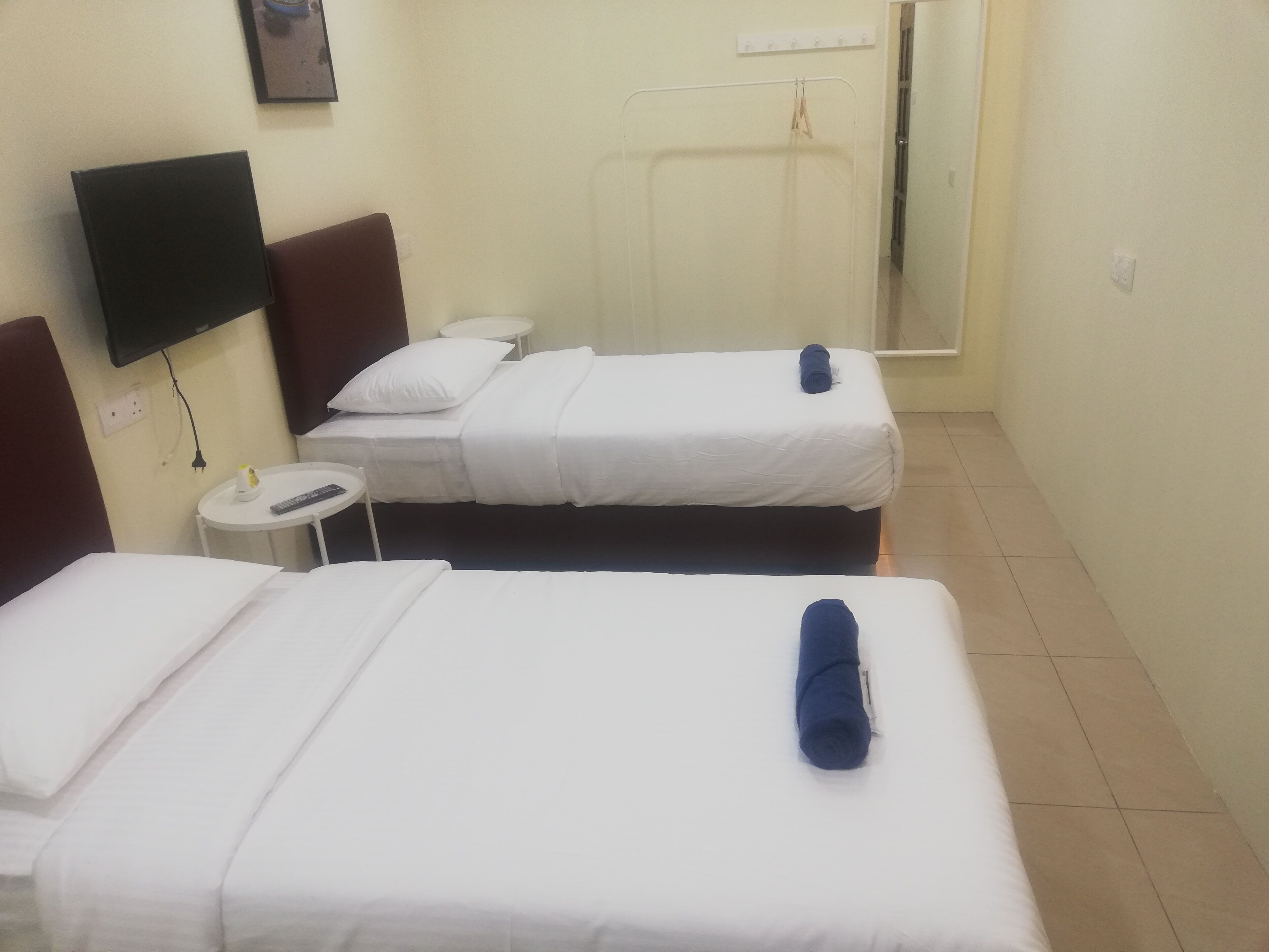 Desk, free WiFi, bed sheets