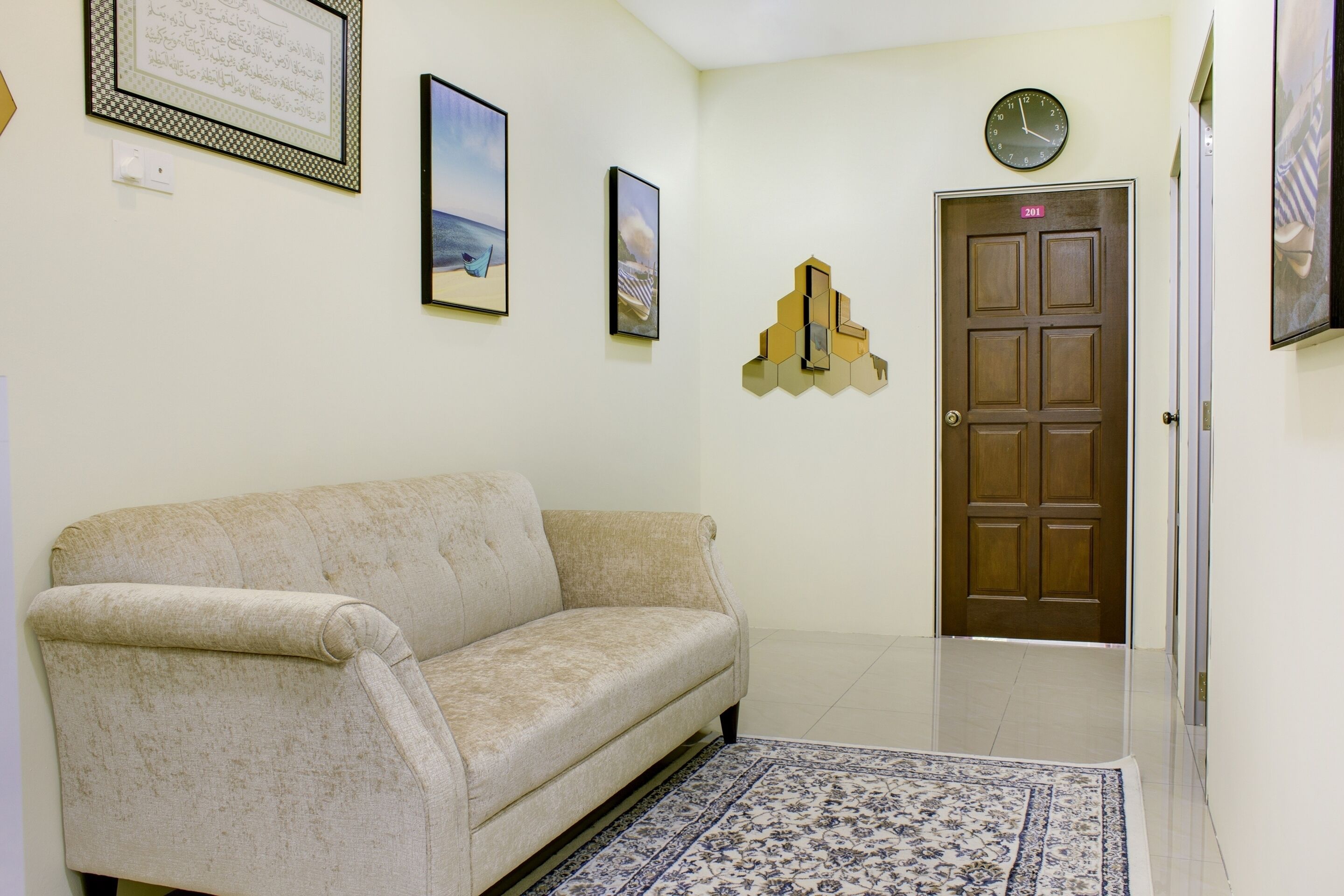 Photo - Hotel O Roselyn Inn 2