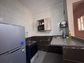 Microwave - Joy Hotel (Cairo)