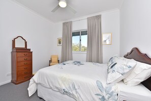 3 dormitorios, tabla de planchar con plancha, wifi y ropa de cama