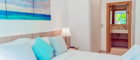 2 soverom, strykejern/-brett, reiseseng for barn og wi-fi