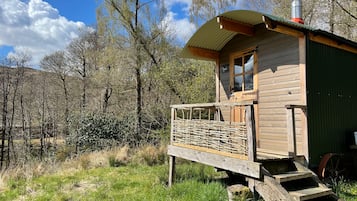 Cabane, 1 grand lit | Extérieur