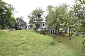 Garden - Hotel Agroha (Abu Road)