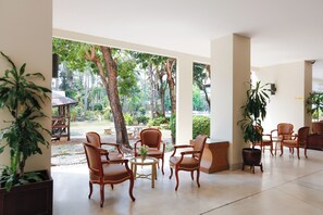 Exterior detail - D-haus Ladprao Residence (Bangkok)