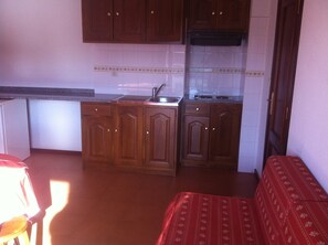 Habitación Confort, para no fumadores, vista a la montaña | Cocina privada