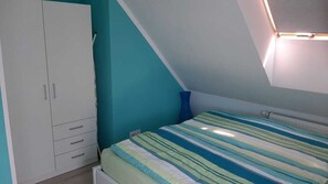 3 dormitorios, tabla de planchar con plancha, wifi gratis y ropa de cama