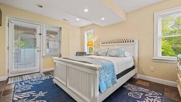 9 bedrooms, iron/ironing board, free WiFi, bed sheets