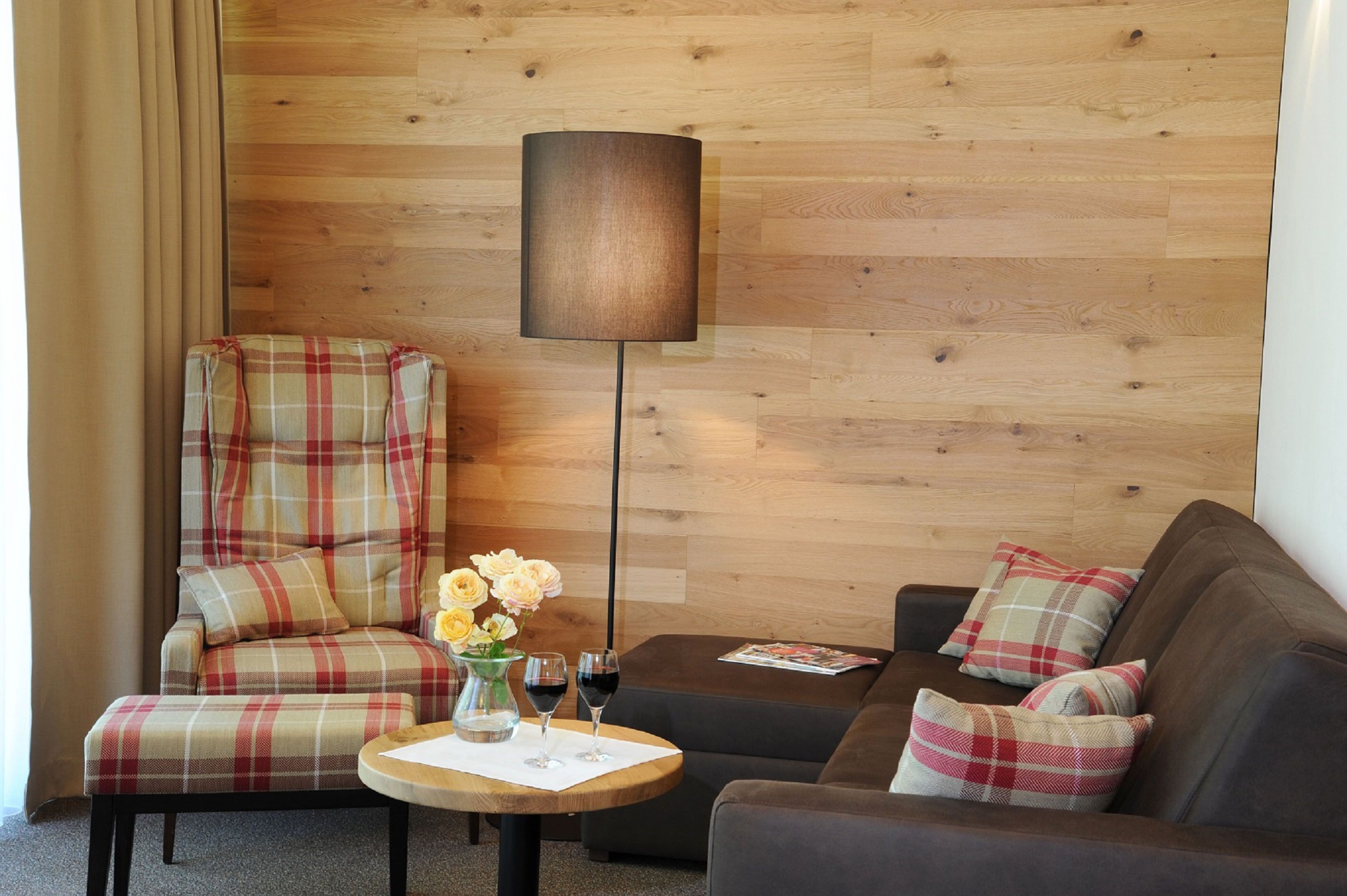 Room | Living area | 42-inch TV with satellite channels