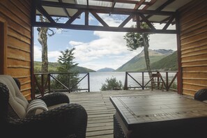 Kamar Double atau Twin Standar | Teras/patio