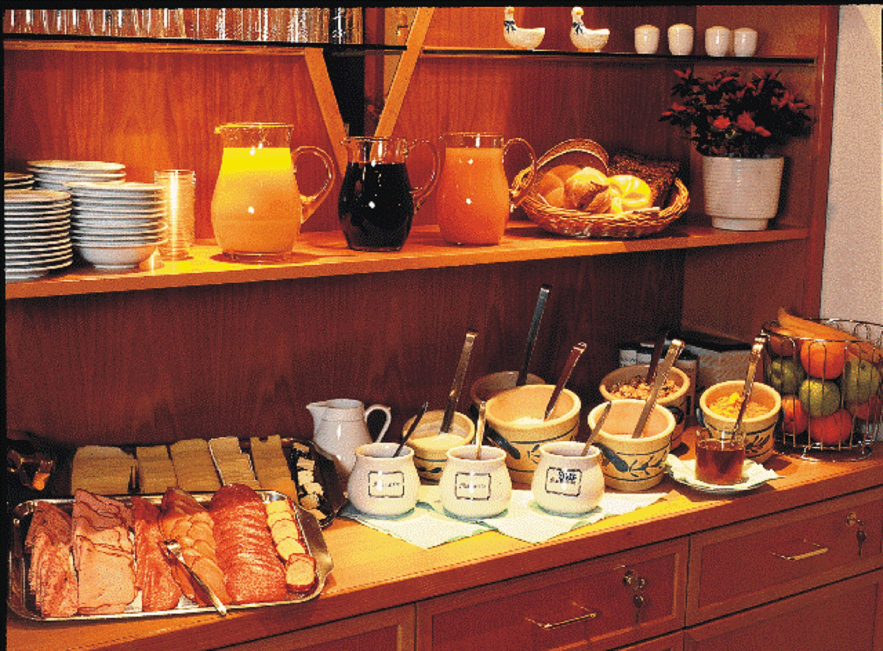 รวมอาหารเช้าแบบบุฟเฟ่ต์ ทุกวัน