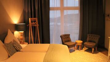 Double Room | Minibar, desk, free WiFi