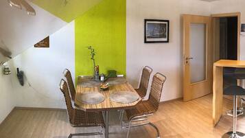 Apartment | In-room dining