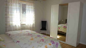 Apartment, Terrasse | 3 Schlafzimmer, kostenloses WLAN
