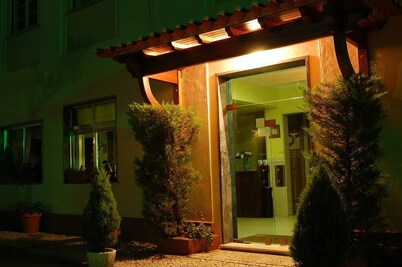Guest House A Moderna