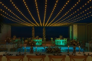 Outdoor dining - Iris Beachfront Residence, Newly Renewed for 2026 (Rethimno)