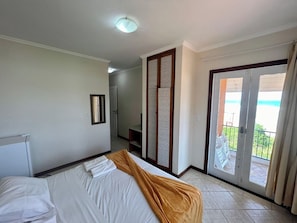 1 quarto, cofres nos quartos, individualmente decorados