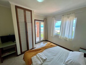 Caja de seguridad en la habitación y decoración personalizada