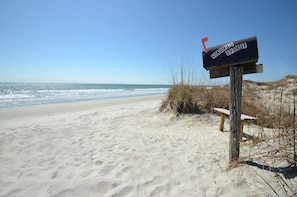 Beach nearby, sun-loungers, beach towels - 4 Bedroom 2200 sq ft  beautiful Sea Trail Golf Resort 5 minutes to ocean waves! (Sunset Beach)