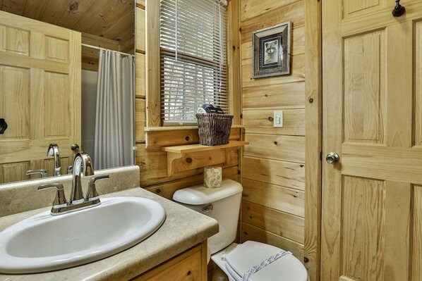 Unclassified image, 1 of 21, button