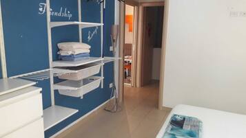 2 camere, ferro/asse da stiro, Wi-Fi, lenzuola