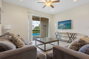 Smart TV, video games