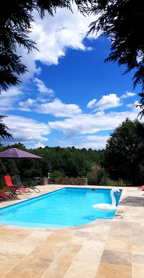 Piscine extérieure, piscine chauffée